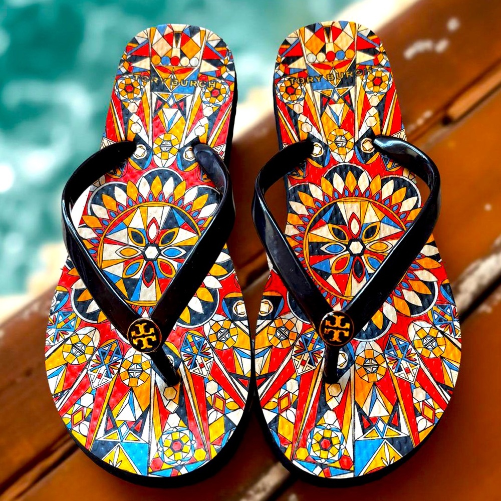 Tory Burch Navy Flip Flops Geo Enamel Logo Size 7